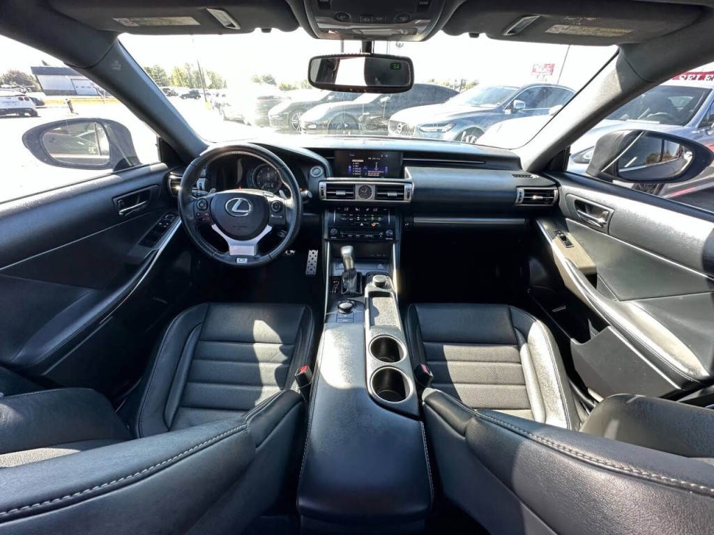 2014 Lexus IS 250 Image 2