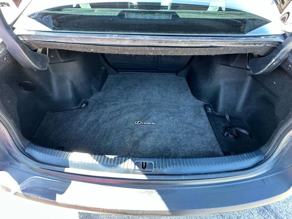 2014 Lexus IS 250 Image 18