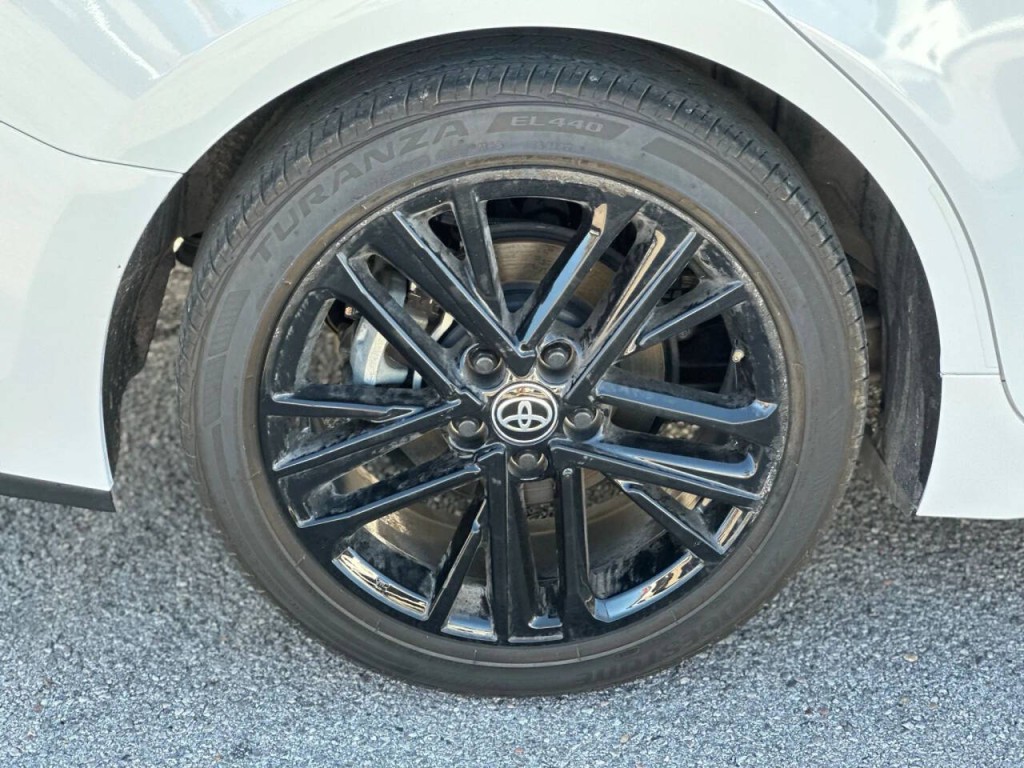 2025 Toyota Camry Image 25