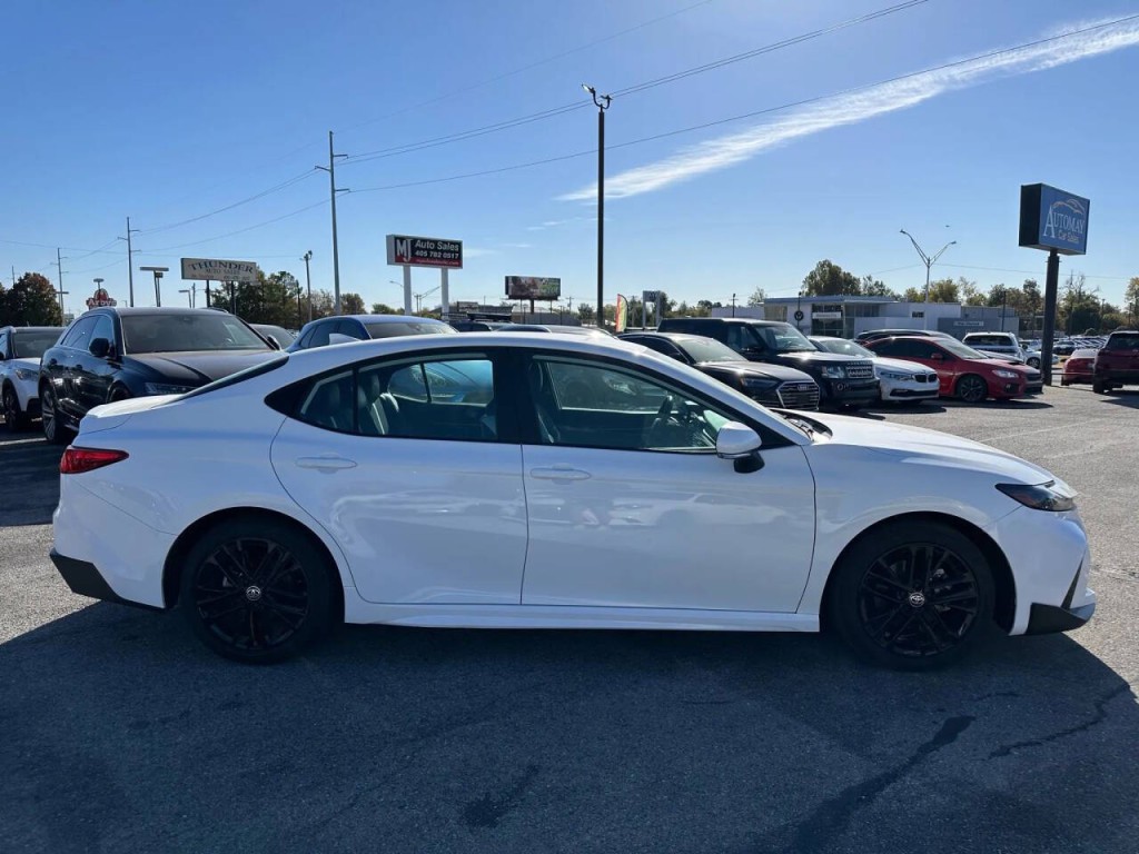 2025 Toyota Camry Image 29