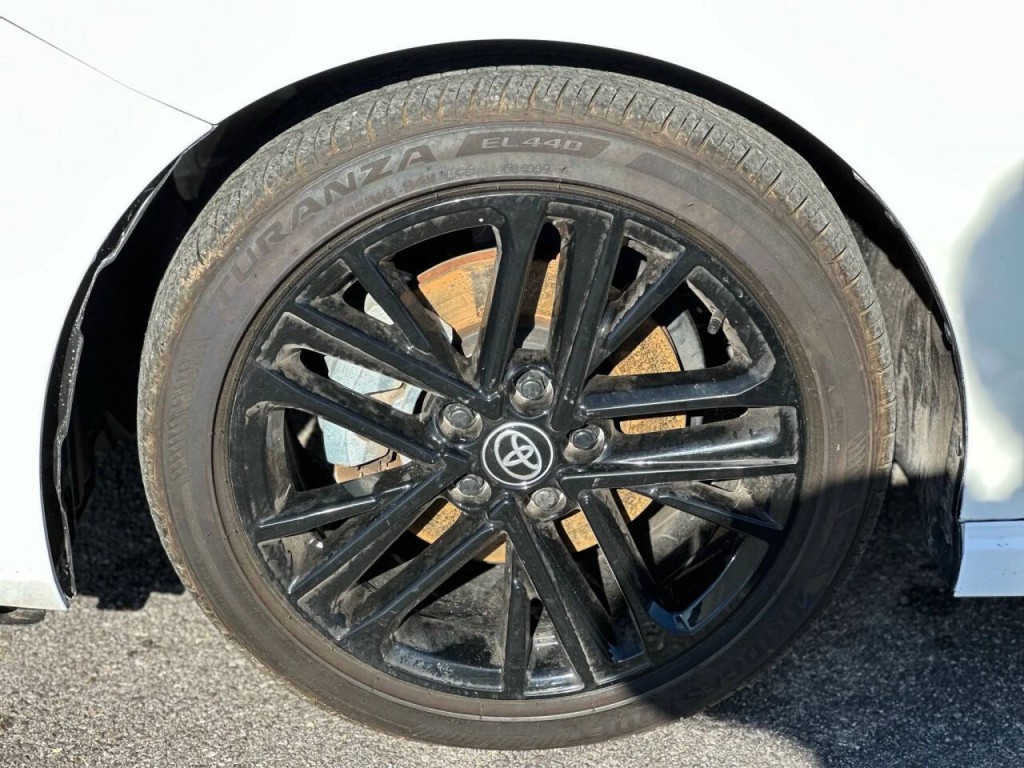 2025 Toyota Camry Image 23