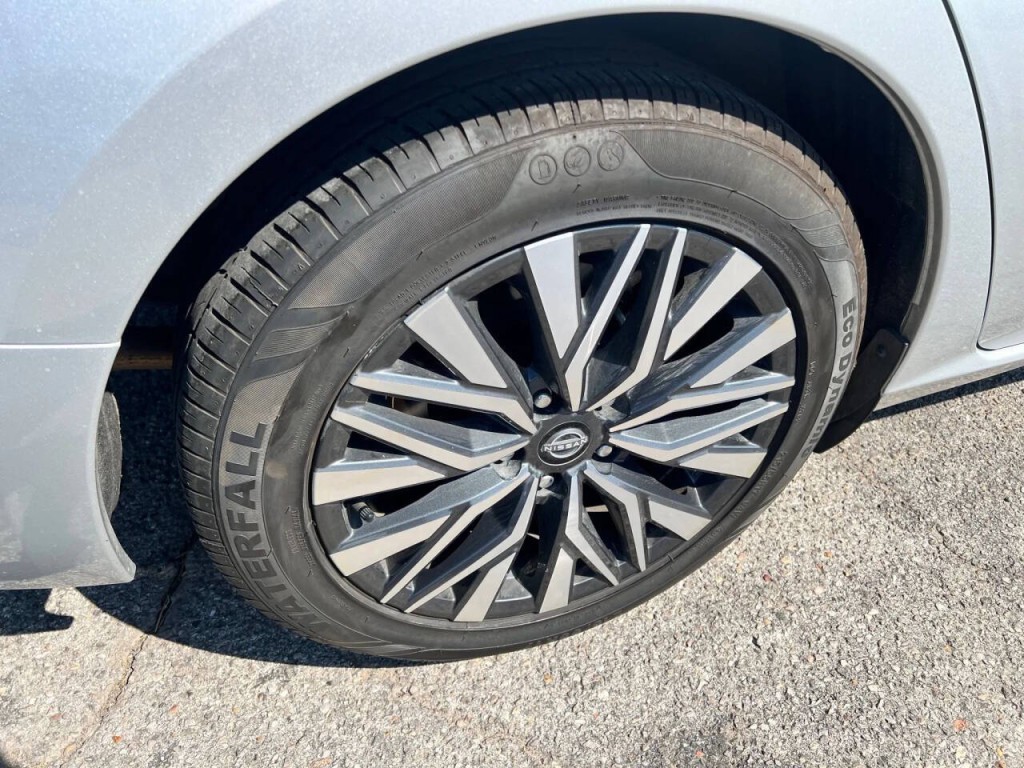 2024 Nissan Altima Image 20