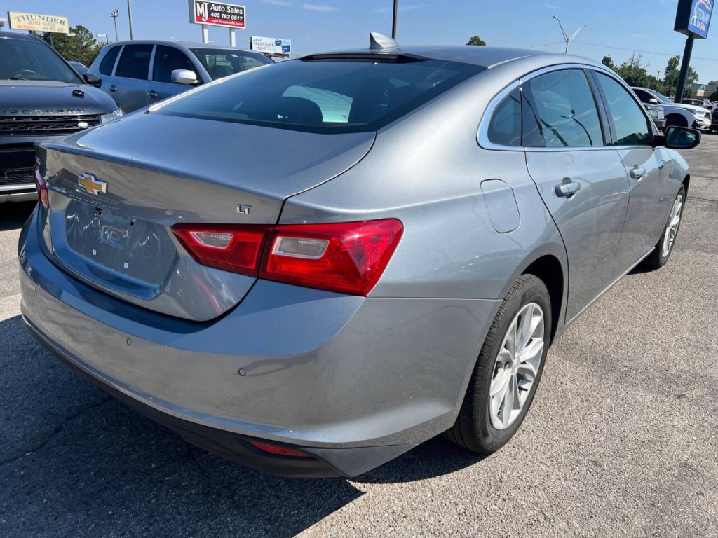 2025 Chevrolet Malibu Image 5