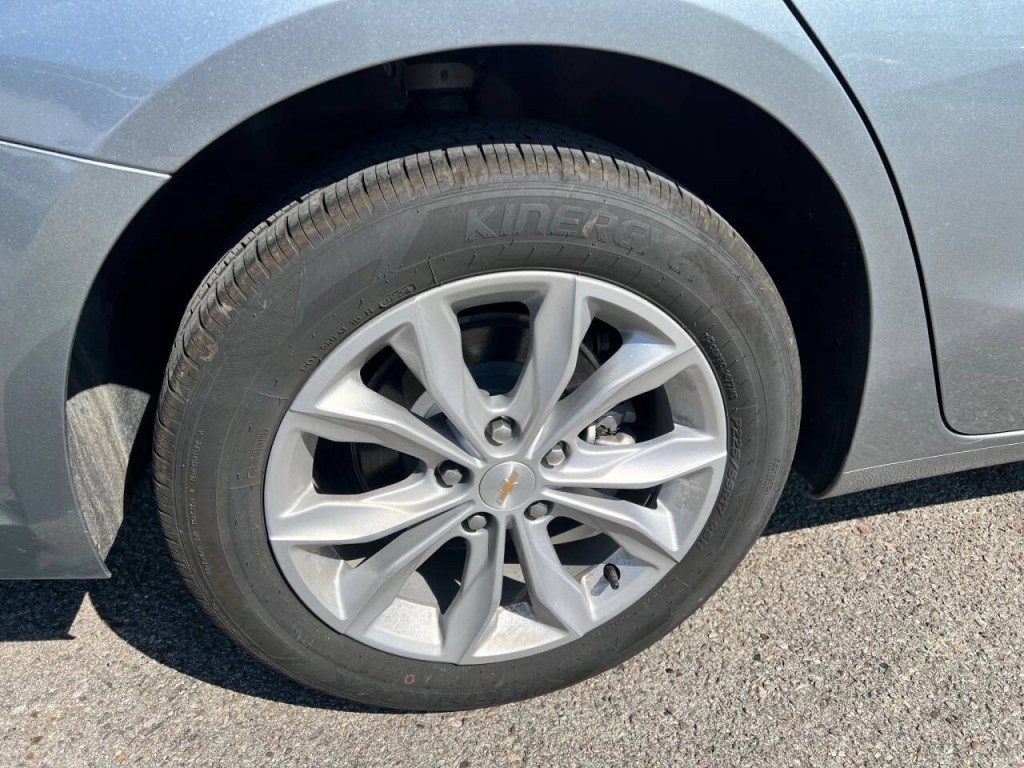 2025 Chevrolet Malibu Image 21