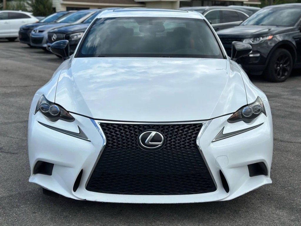 2015 Lexus IS 250 Image 3