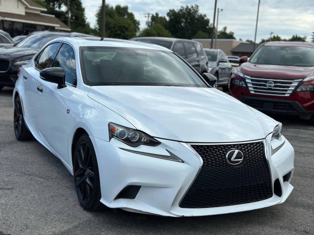 2015 Lexus IS 250 Image 4