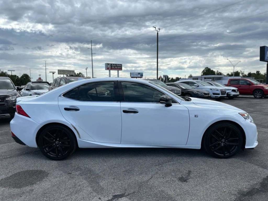 2015 Lexus IS 250 Image 5