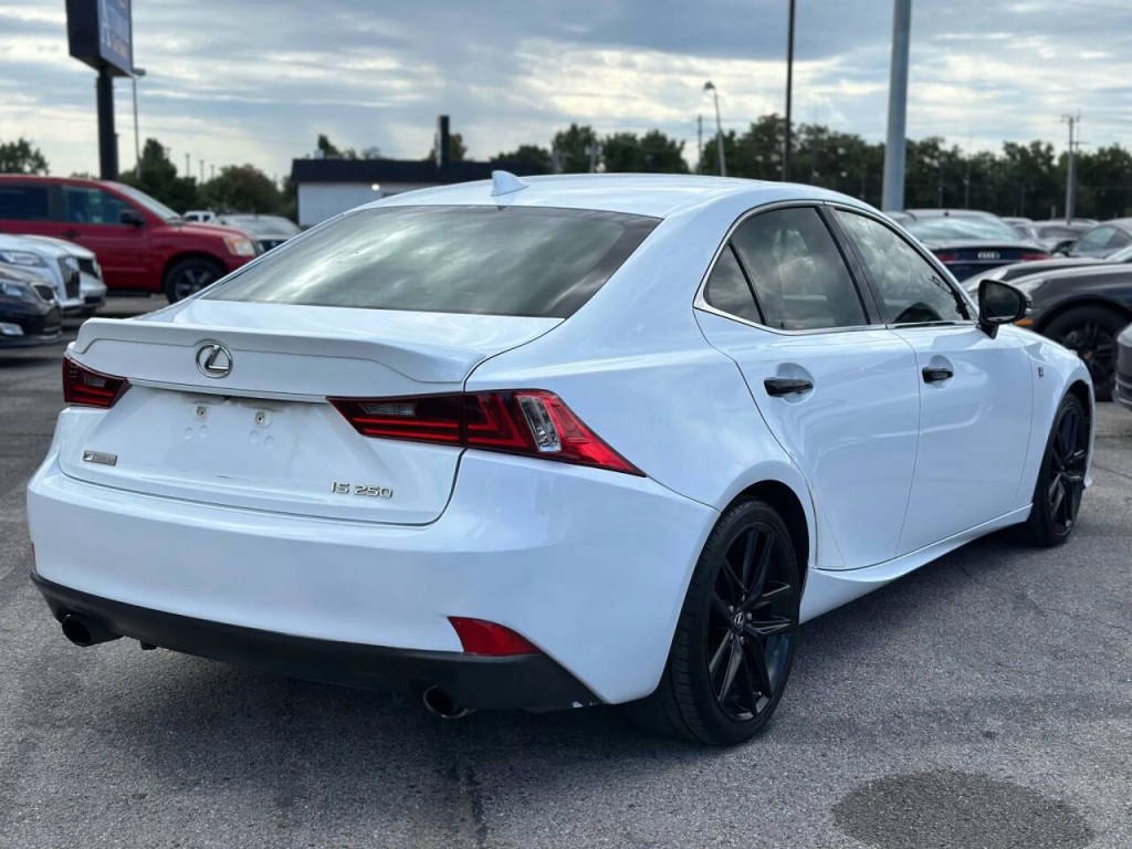 2015 Lexus IS 250 Image 6