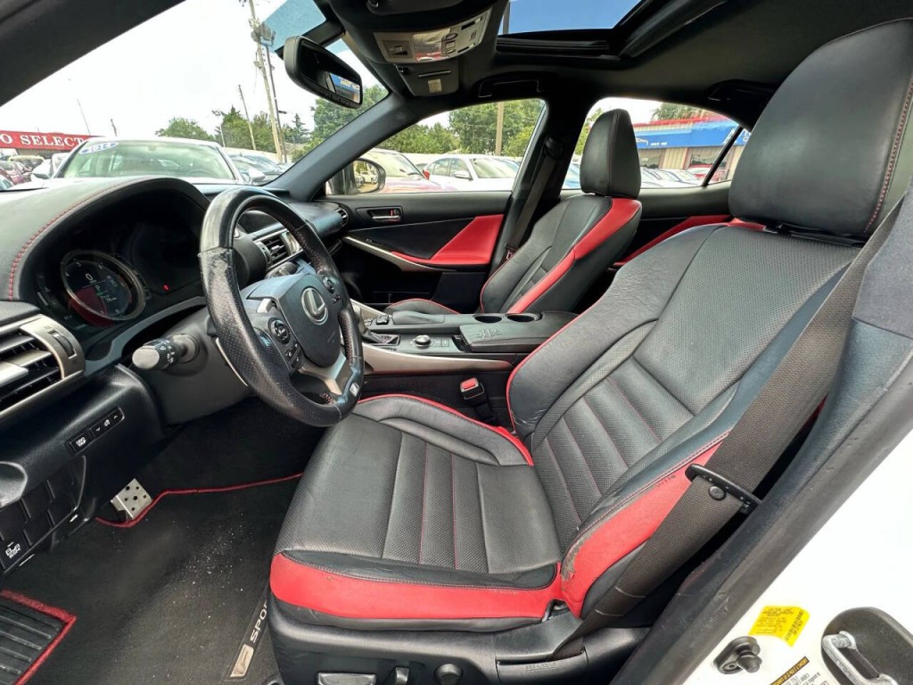 2015 Lexus IS 250 Image 10