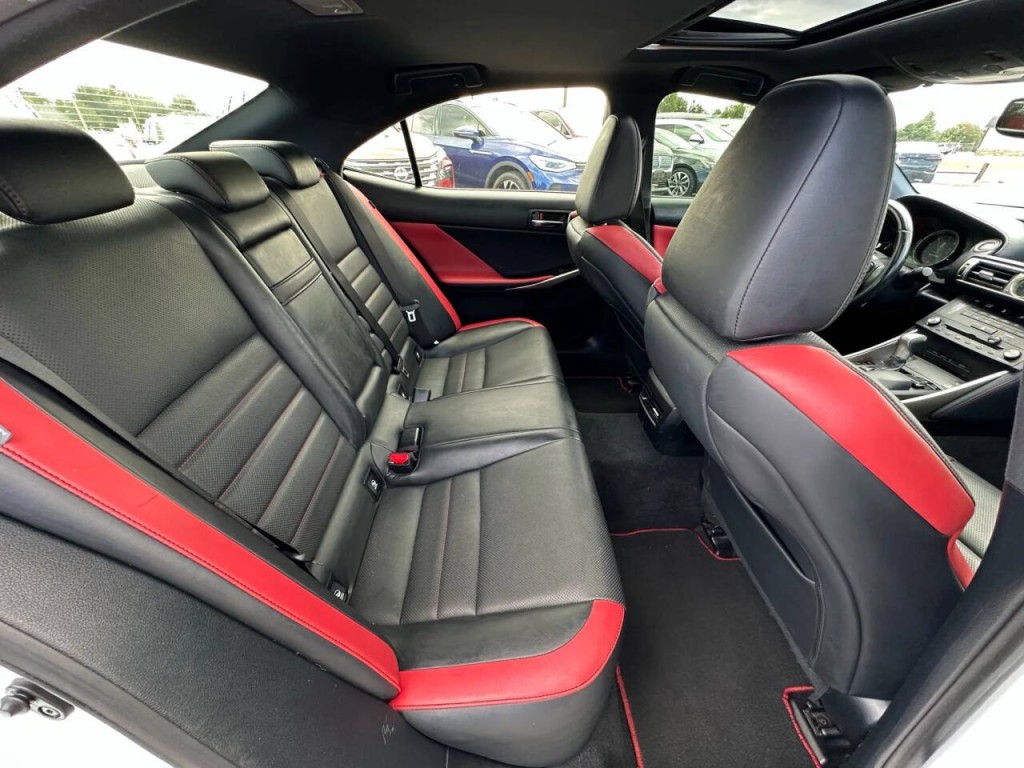 2015 Lexus IS 250 Image 14