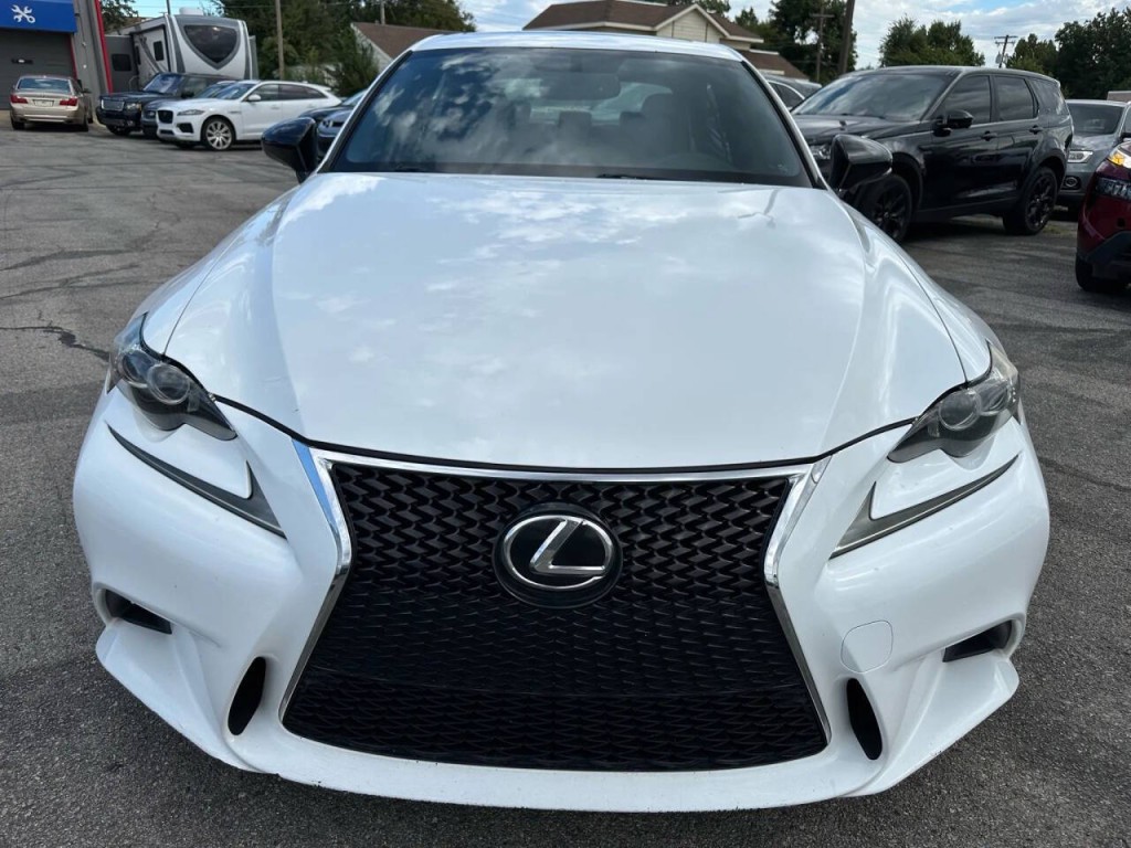 2015 Lexus IS 250 Image 29