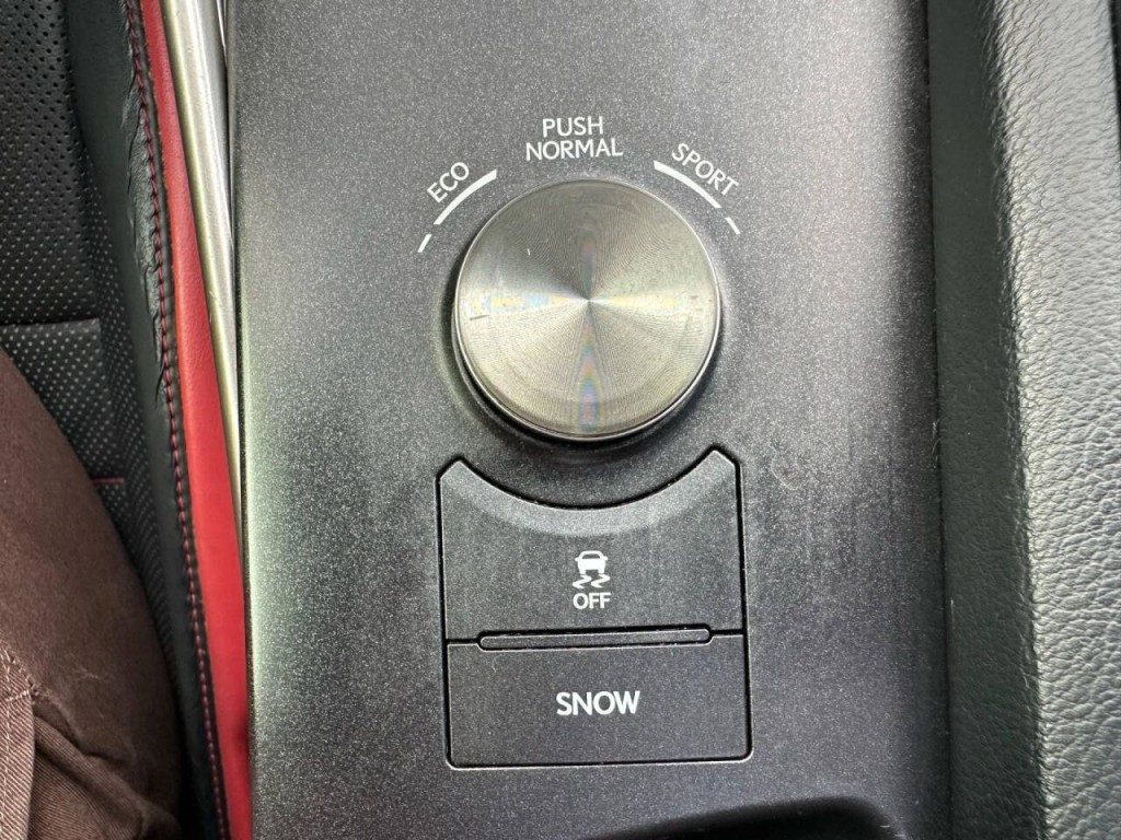 2015 Lexus IS 250 Image 41