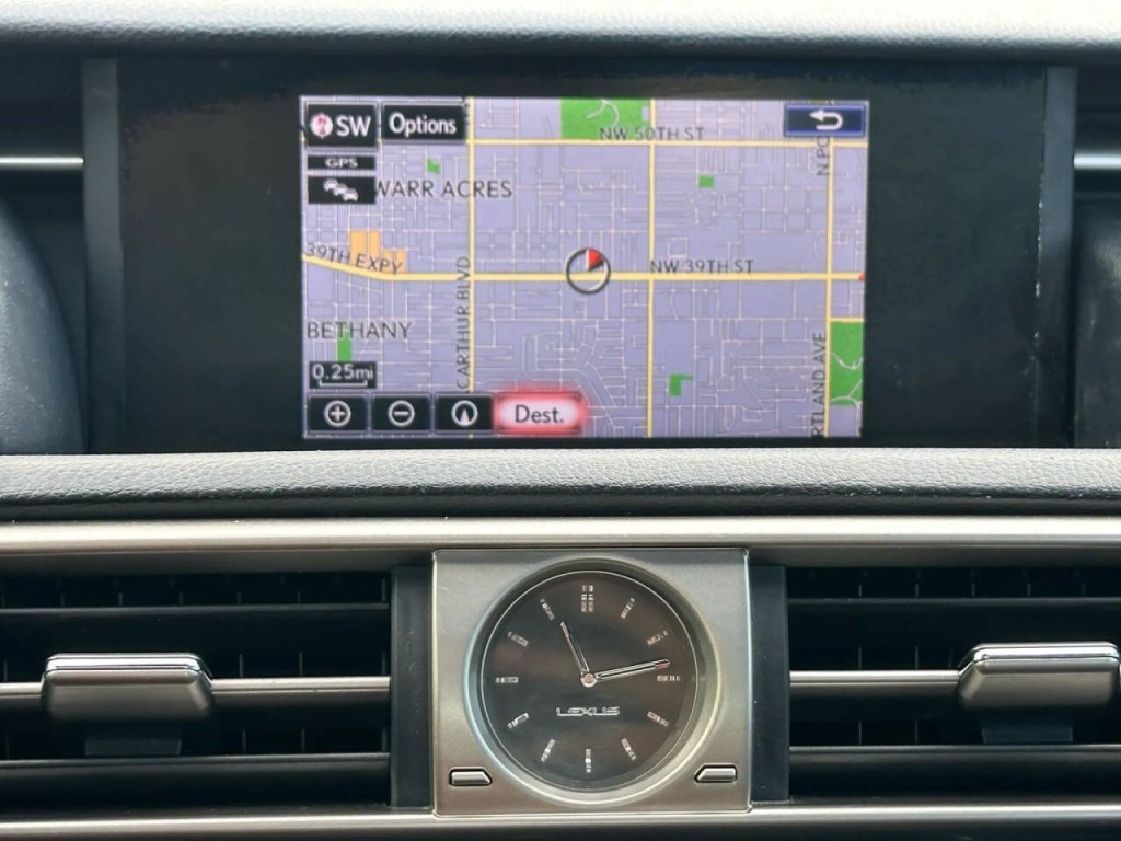 2015 Lexus IS 250 Image 44