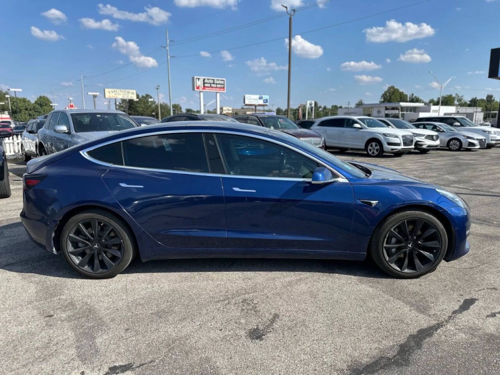 2019 Tesla Model 3 Image 5