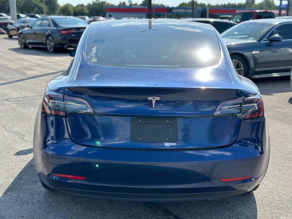 2019 Tesla Model 3 Image 7