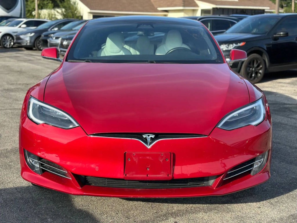 2017 Tesla Model S Image 3