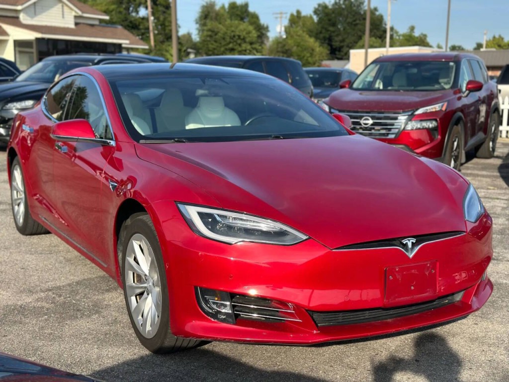 2017 Tesla Model S Image 4