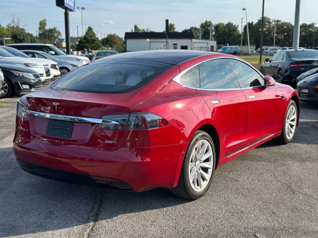 2017 Tesla Model S Image 6