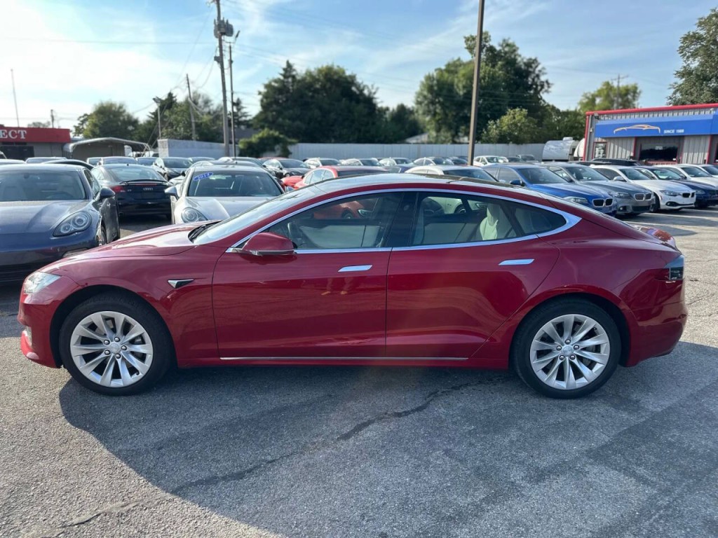 2017 Tesla Model S Image 9
