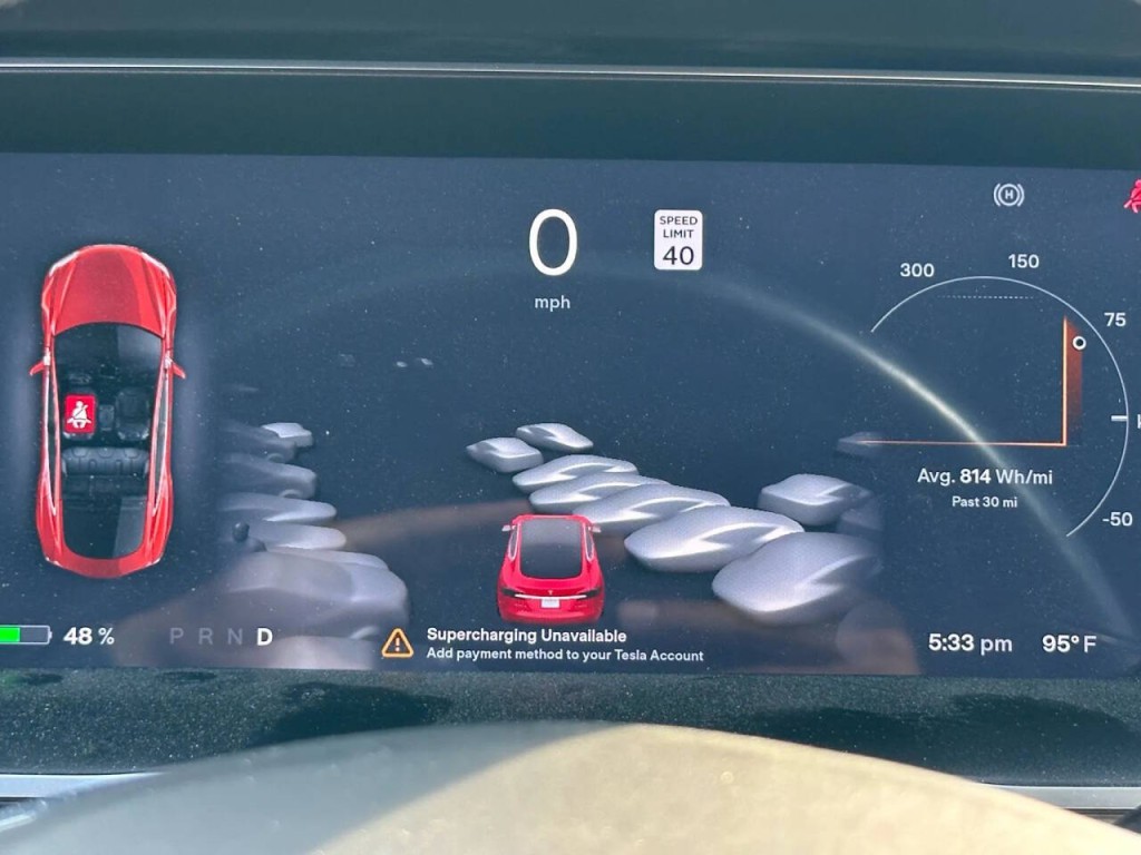 2017 Tesla Model S Image 31