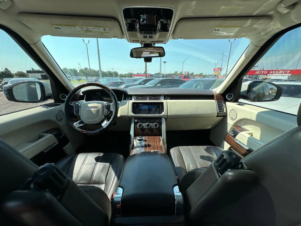 2014 Land Rover Range Rover Image 11