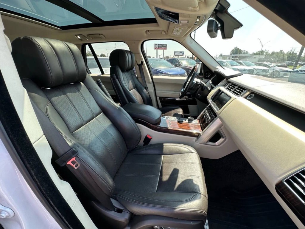 2014 Land Rover Range Rover Image 13