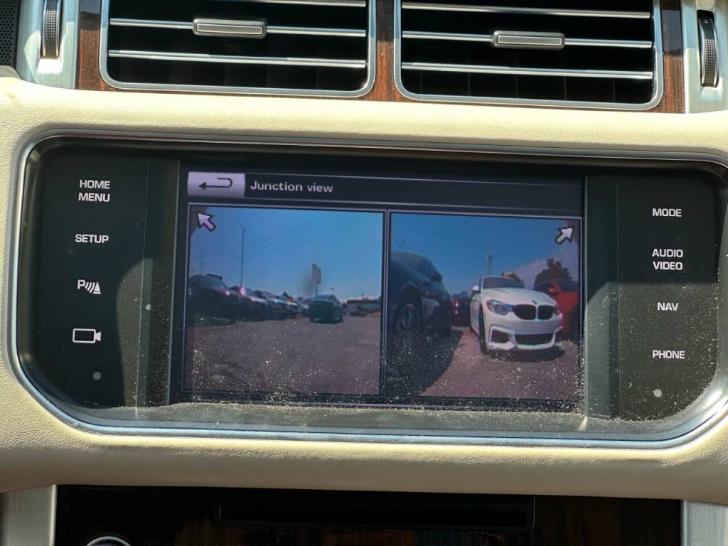 2014 Land Rover Range Rover Image 29