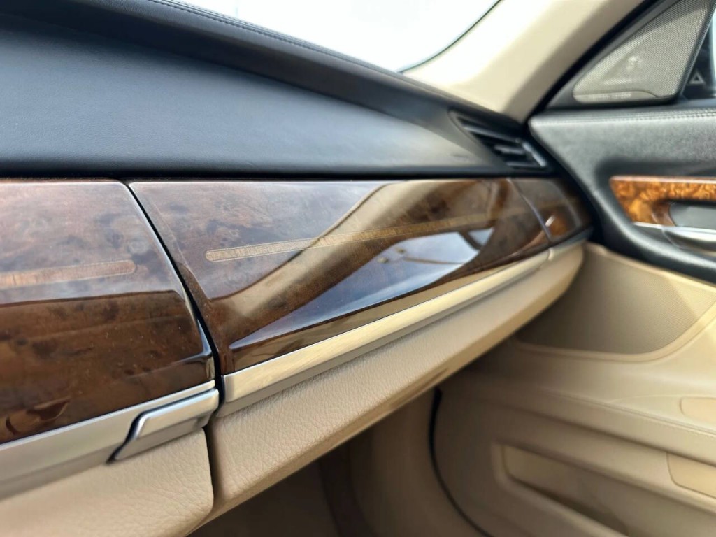 2014 BMW 7 Series Image 48