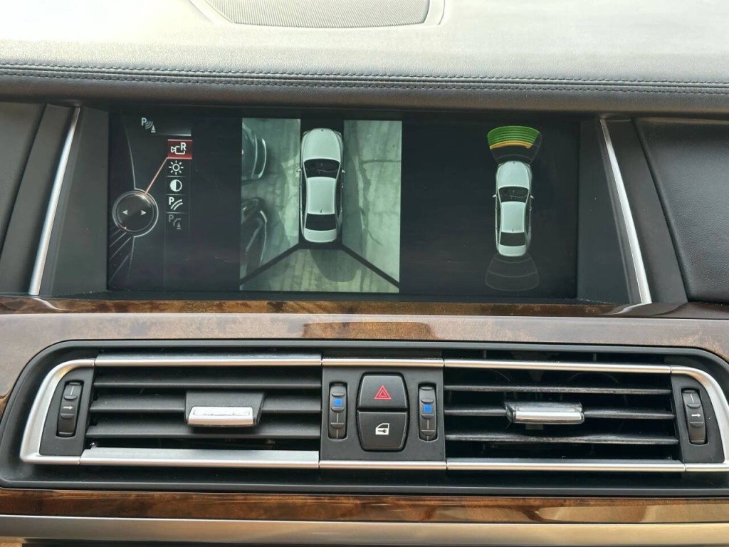 2014 BMW 7 Series Image 58