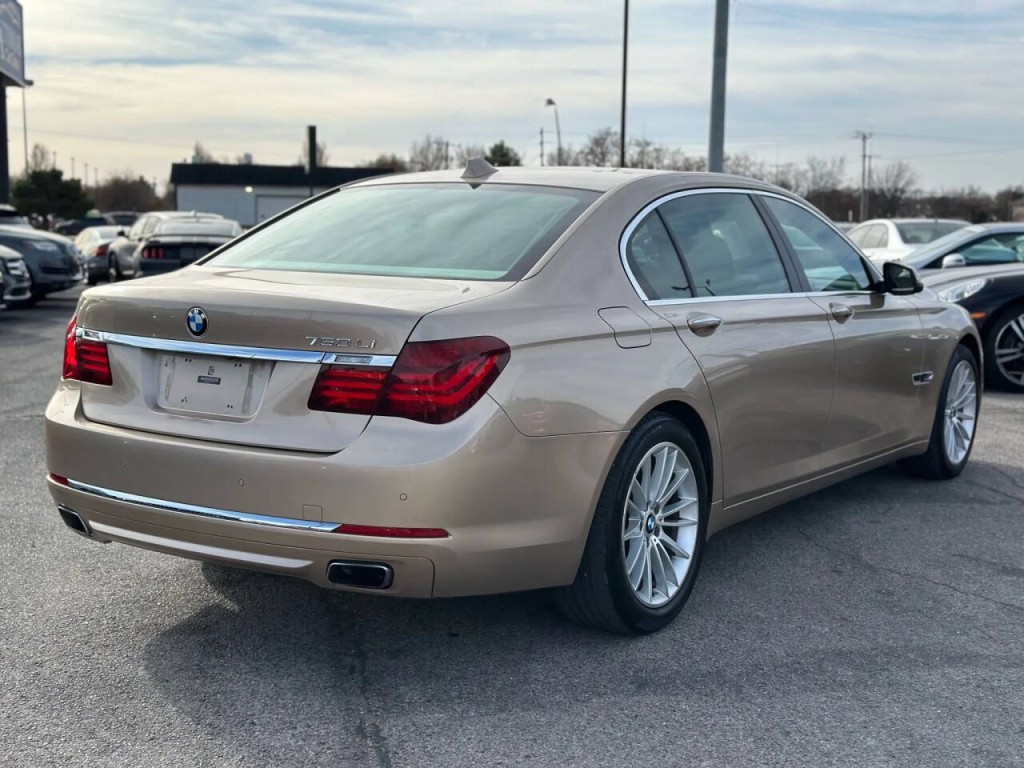 2014 BMW 7 Series Image 6