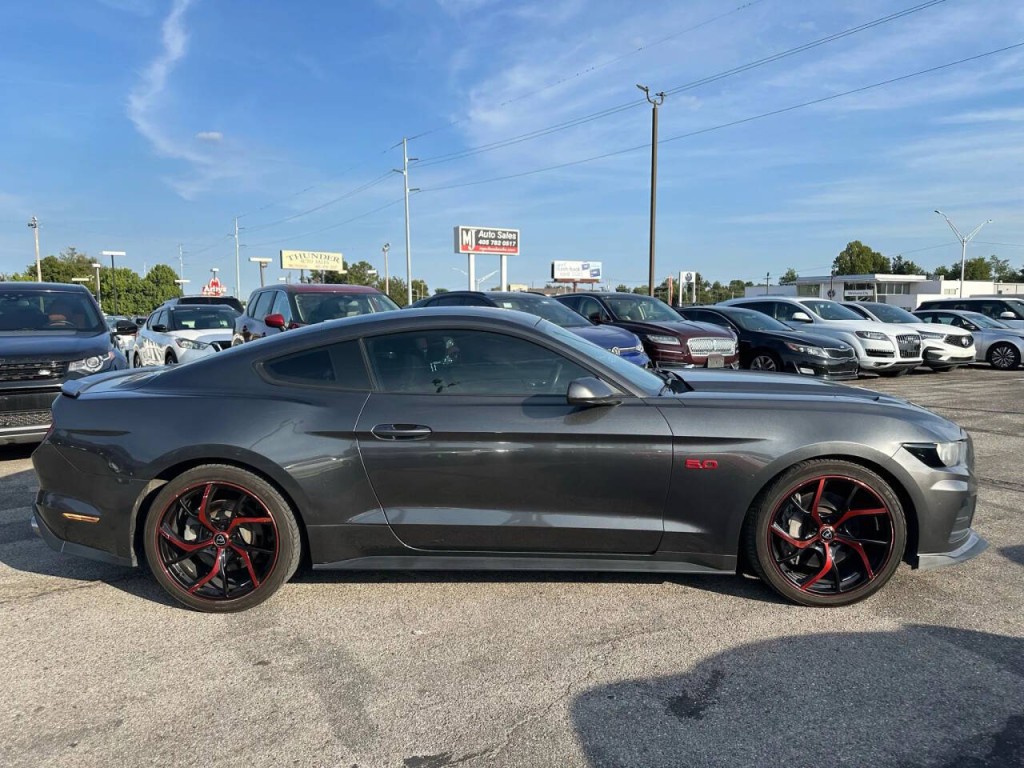 2016 Ford Mustang Image 24