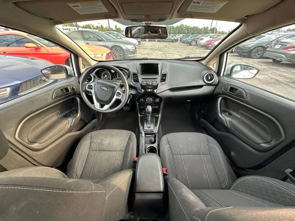 2019 Ford Fiesta Image 2