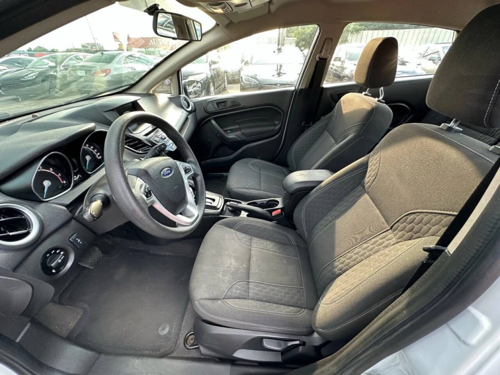 2019 Ford Fiesta Image 9