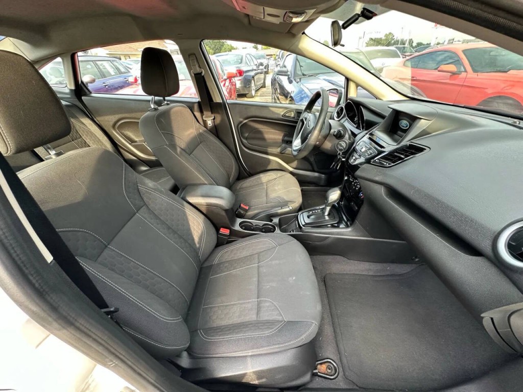 2019 Ford Fiesta Image 12