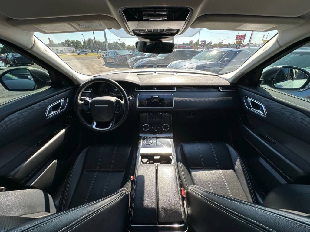 2018 Land Rover Range Rover Image 11
