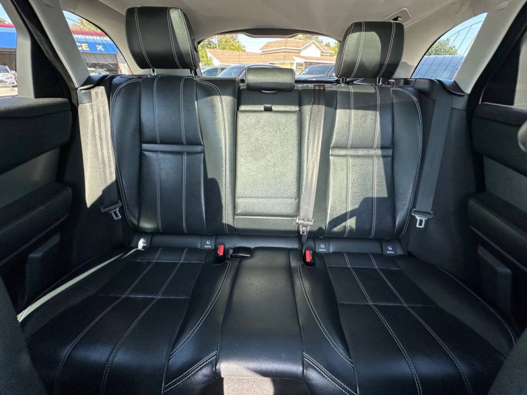 2018 Land Rover Range Rover Image 16