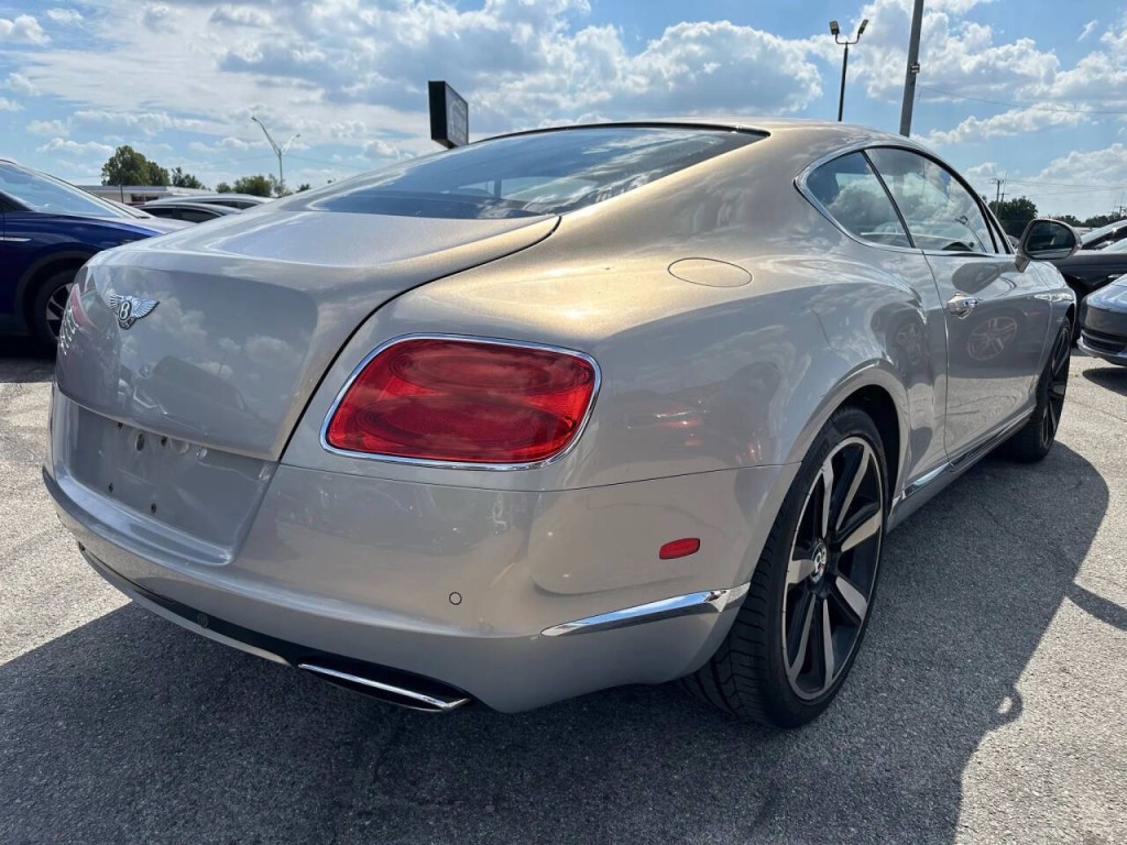 2013 Bentley Continental Image 37