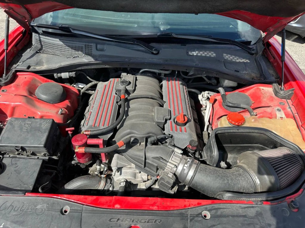 2016 Dodge Charger Image 18
