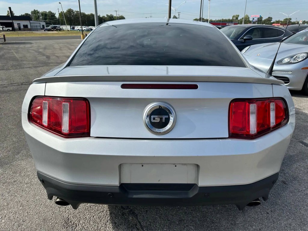 2012 Ford Mustang Image 31