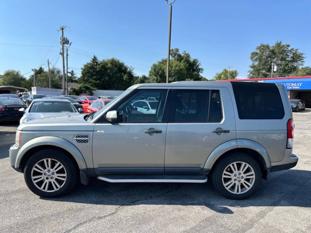 2011 Land Rover LR4 Image 9