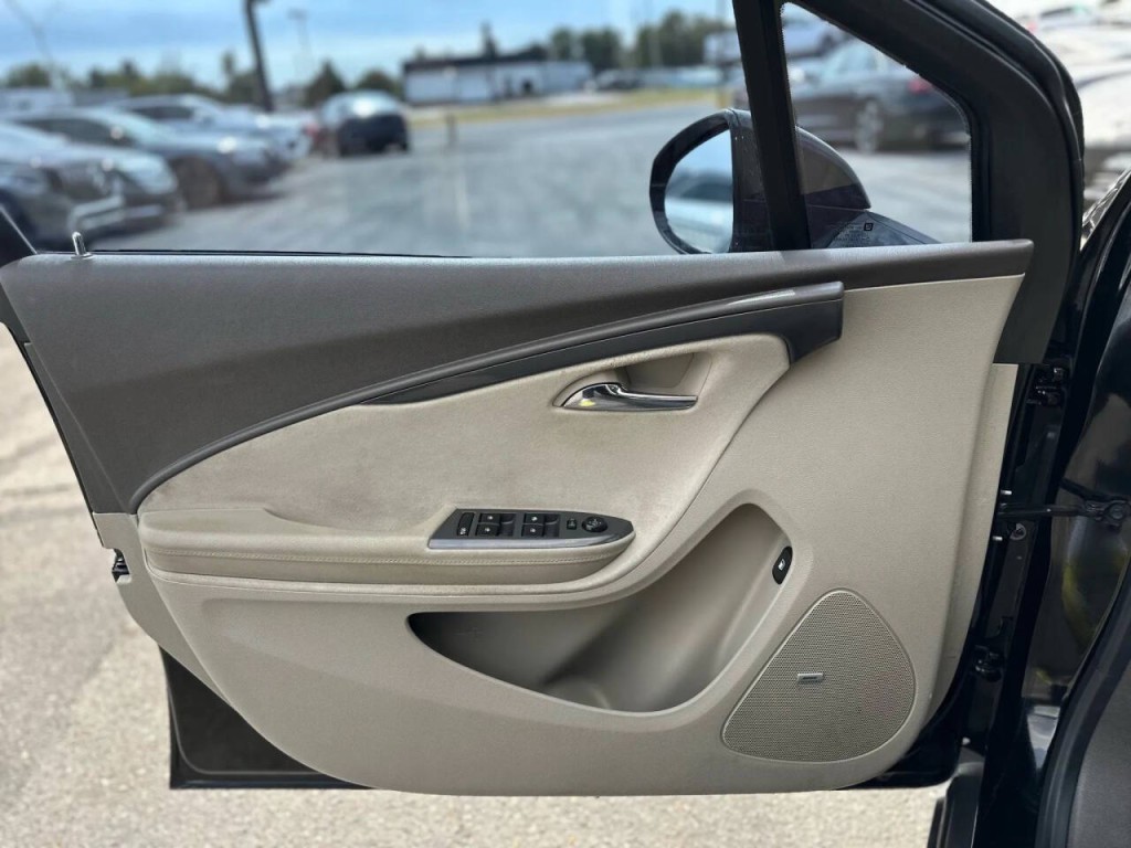 2014 Chevrolet Volt Image 20