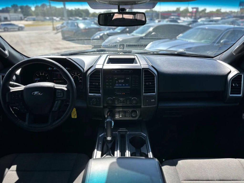 2016 Ford F-150 Image 11