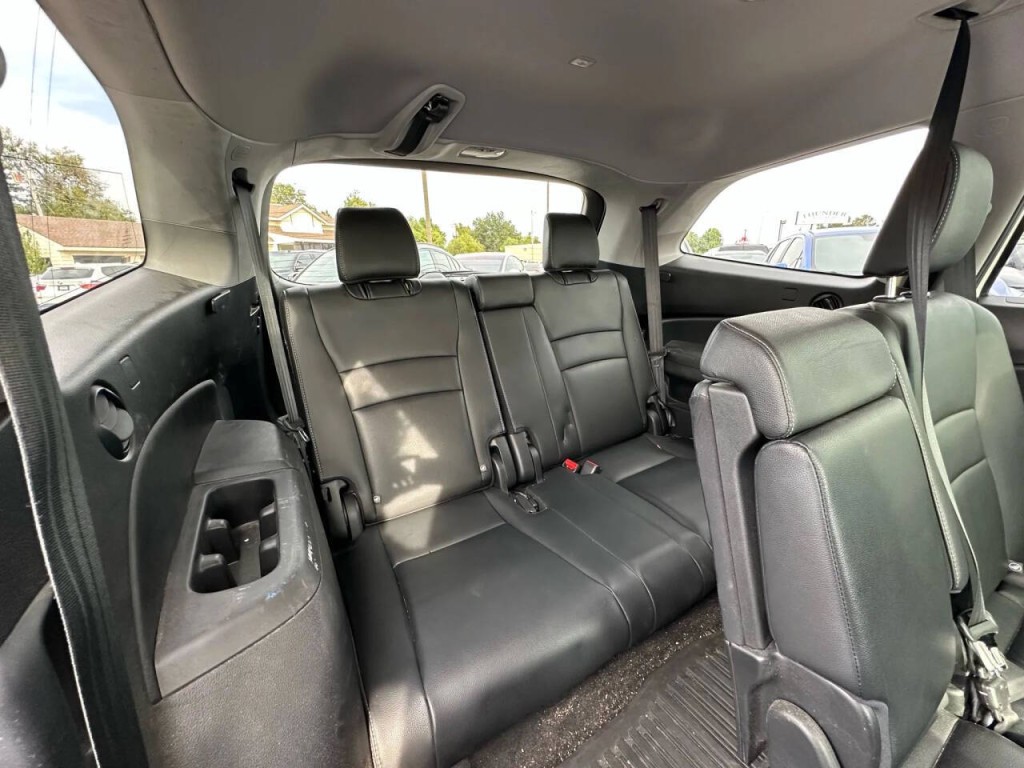 2017 Honda Pilot Image 19