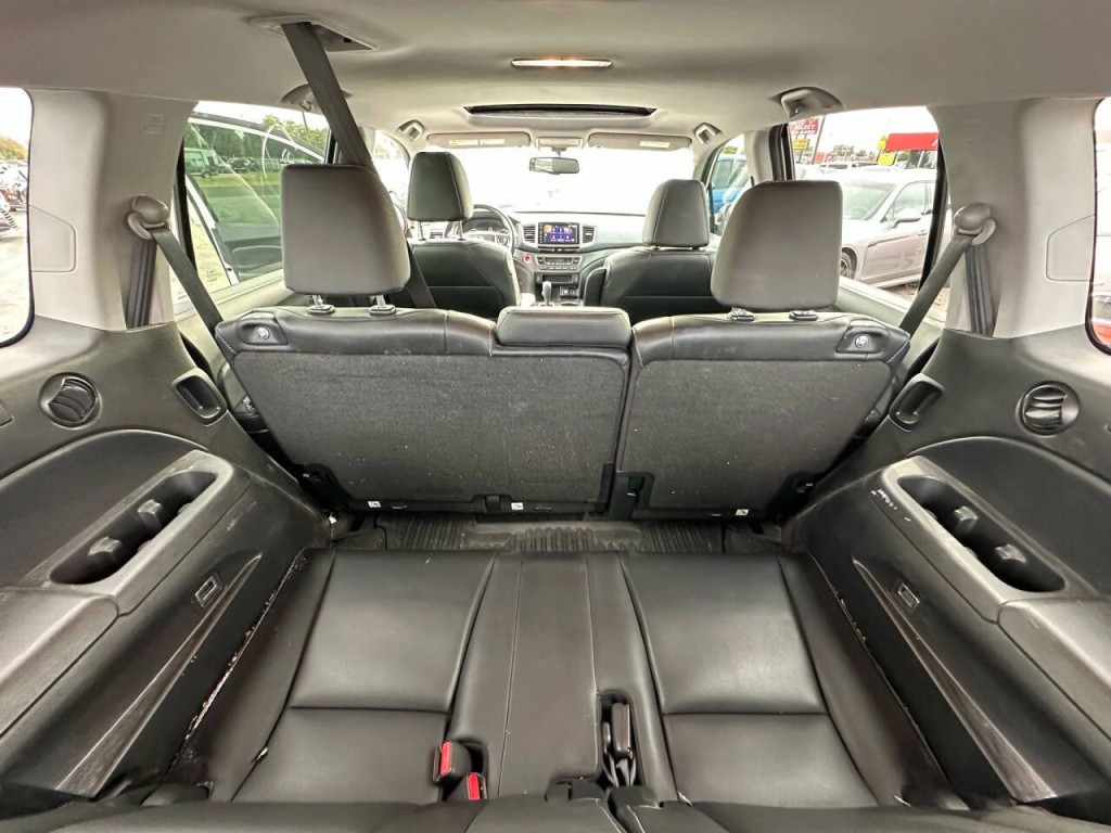 2017 Honda Pilot Image 27