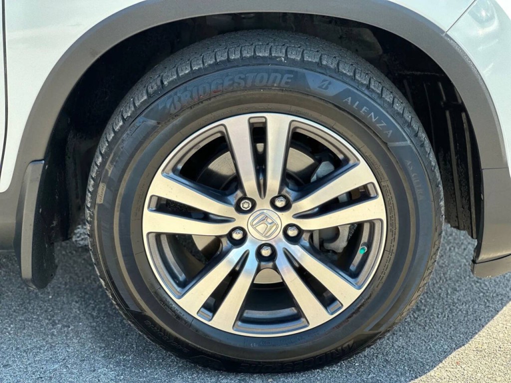 2017 Honda Pilot Image 26