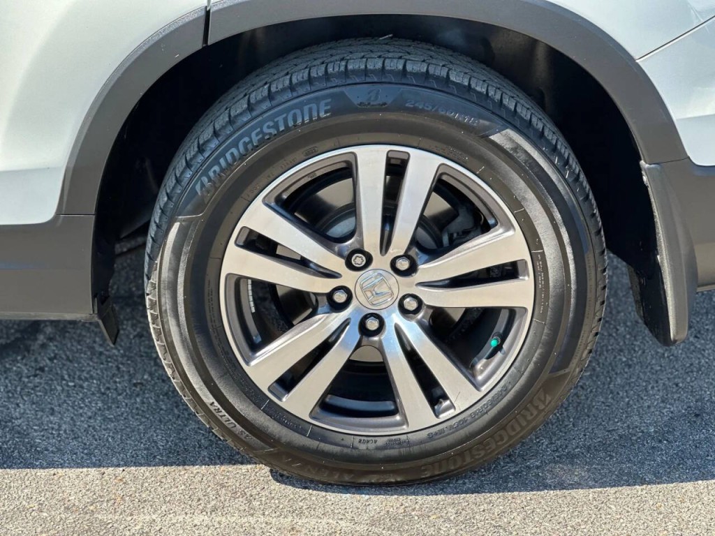 2017 Honda Pilot Image 28