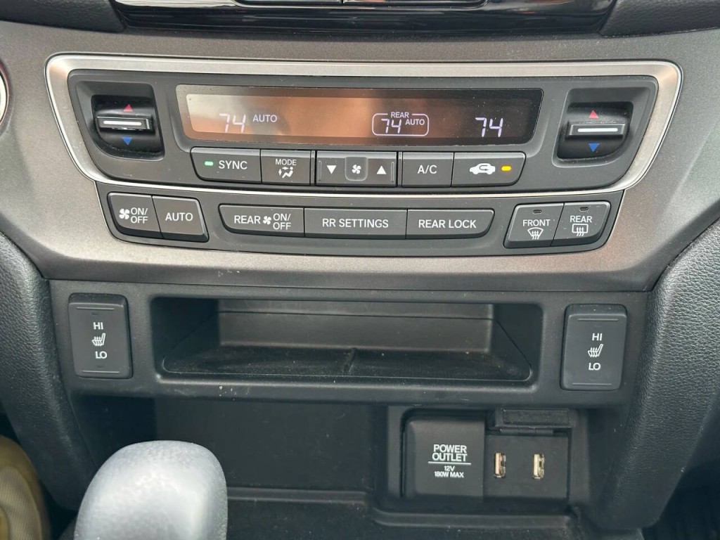 2017 Honda Pilot Image 41