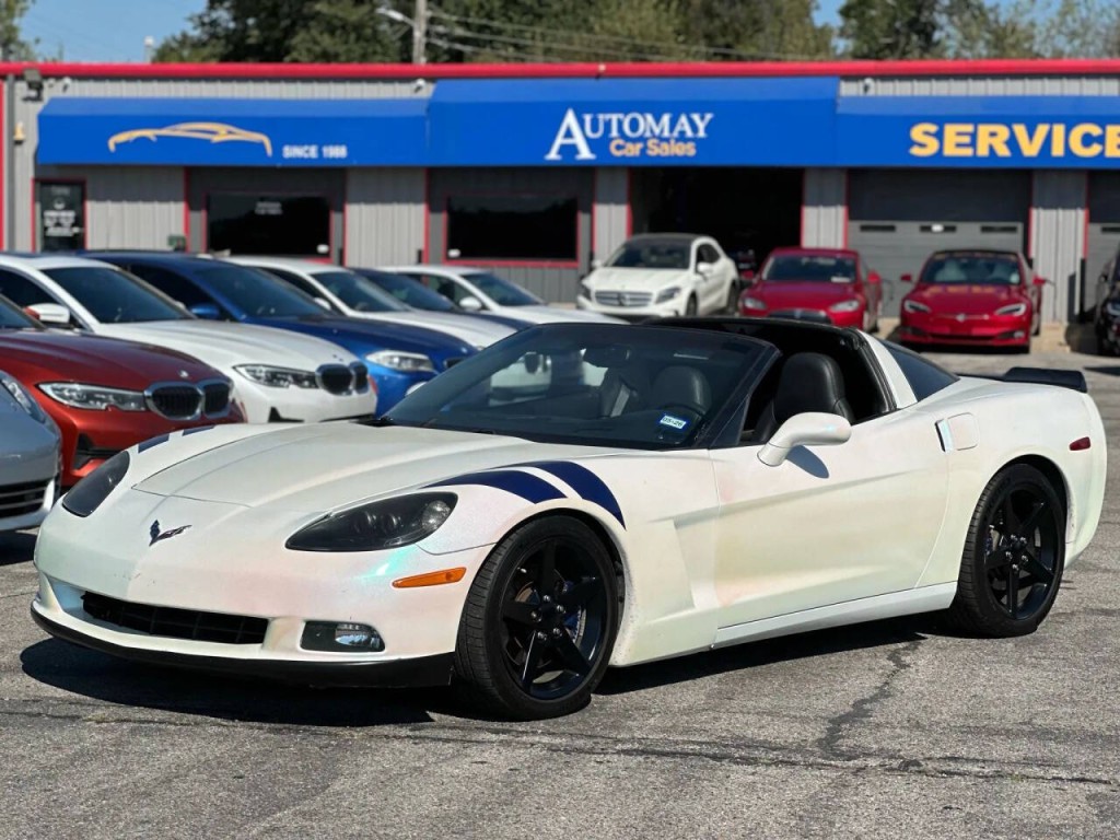 2006 Chevrolet Corvette Image 2