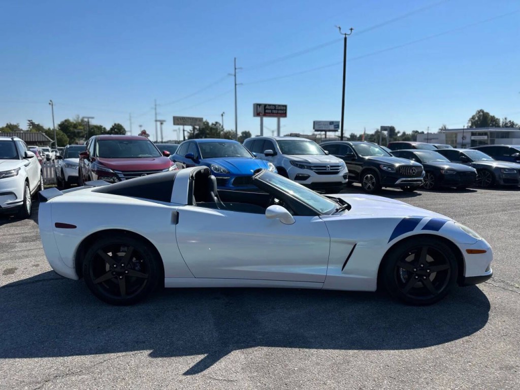 2006 Chevrolet Corvette Image 8