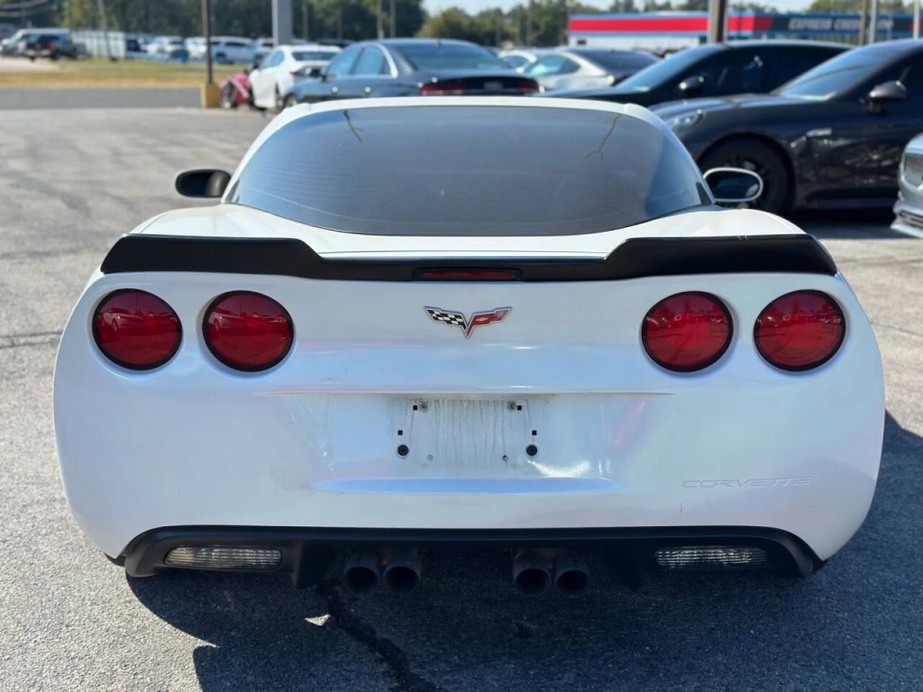 2006 Chevrolet Corvette Image 12